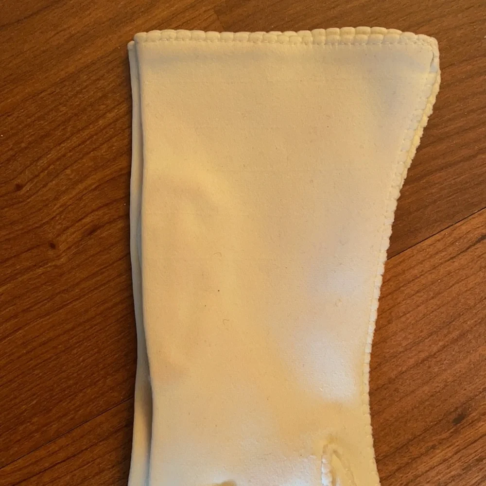 Vintage ladies gloves